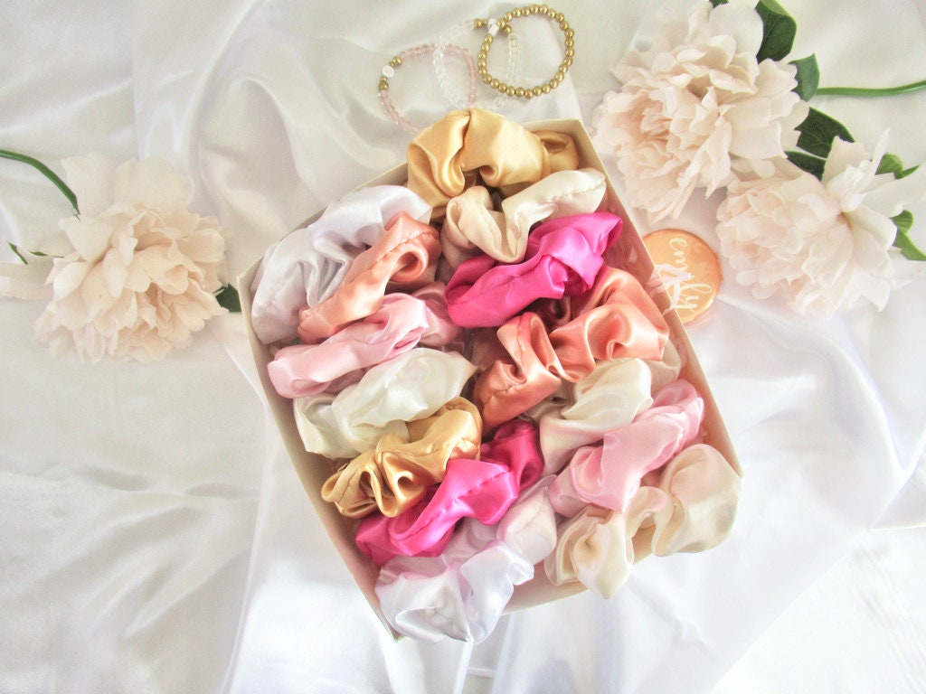 Maid of Honour Gift/ Will You Be My Maid of Honour/ Thank You For Being My Maid of Honour/ Hen Party/ Bridal Shower/ Satin Scrunchie/ A02