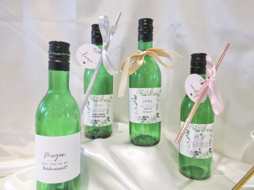 Wedding Bottle Labels/ Wedding Party Prosecco Stickers/ Floral Eucalyptus Personalised Wedding/ Party Celebration Champagne Wine Label/ A11