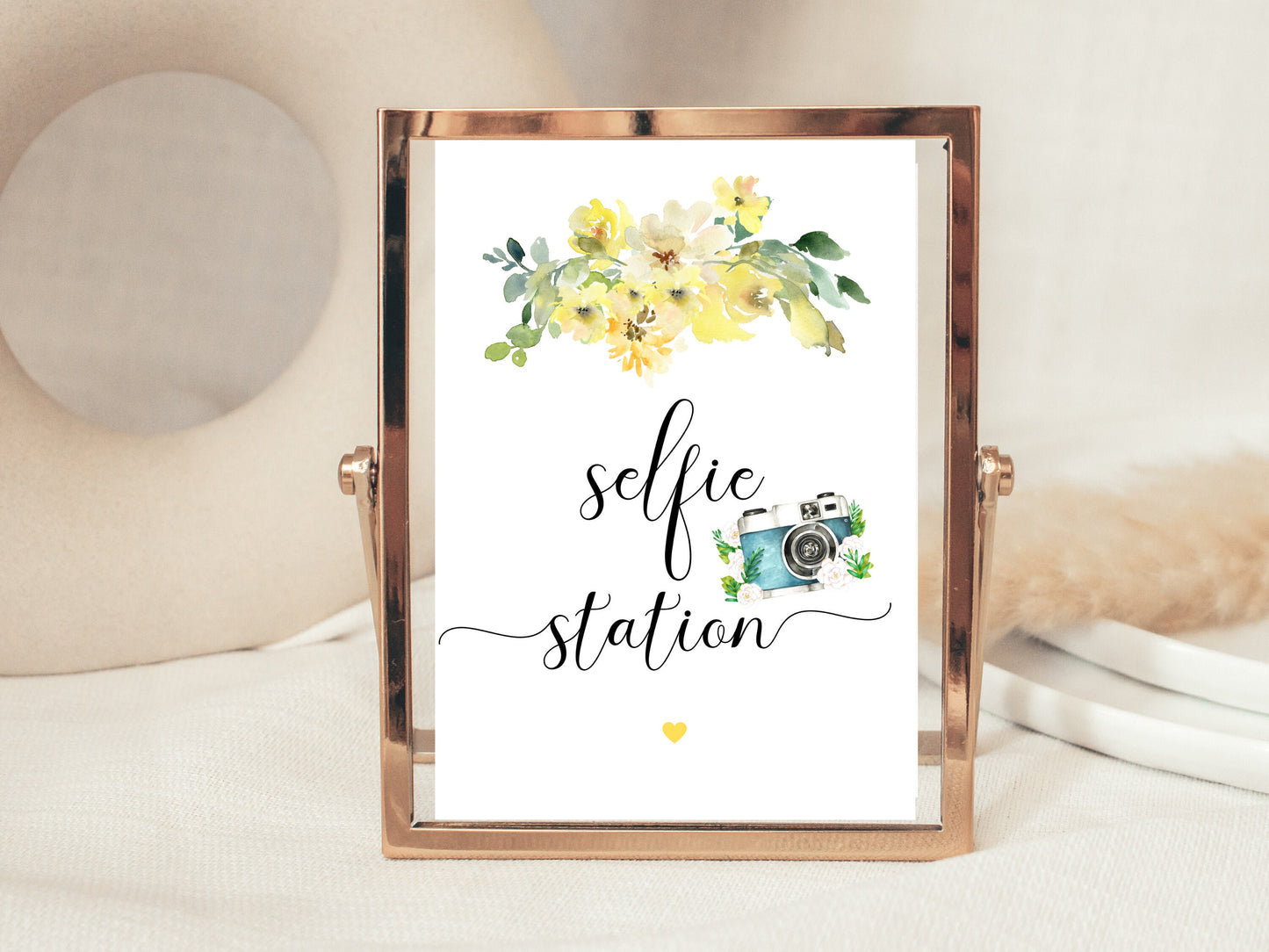 Personalised Birthday Selfie Station Sign/ Yellow Roses Flowers Happy Birthday Party Decorations Photo Booth Party Prop/ Selfie Social Media