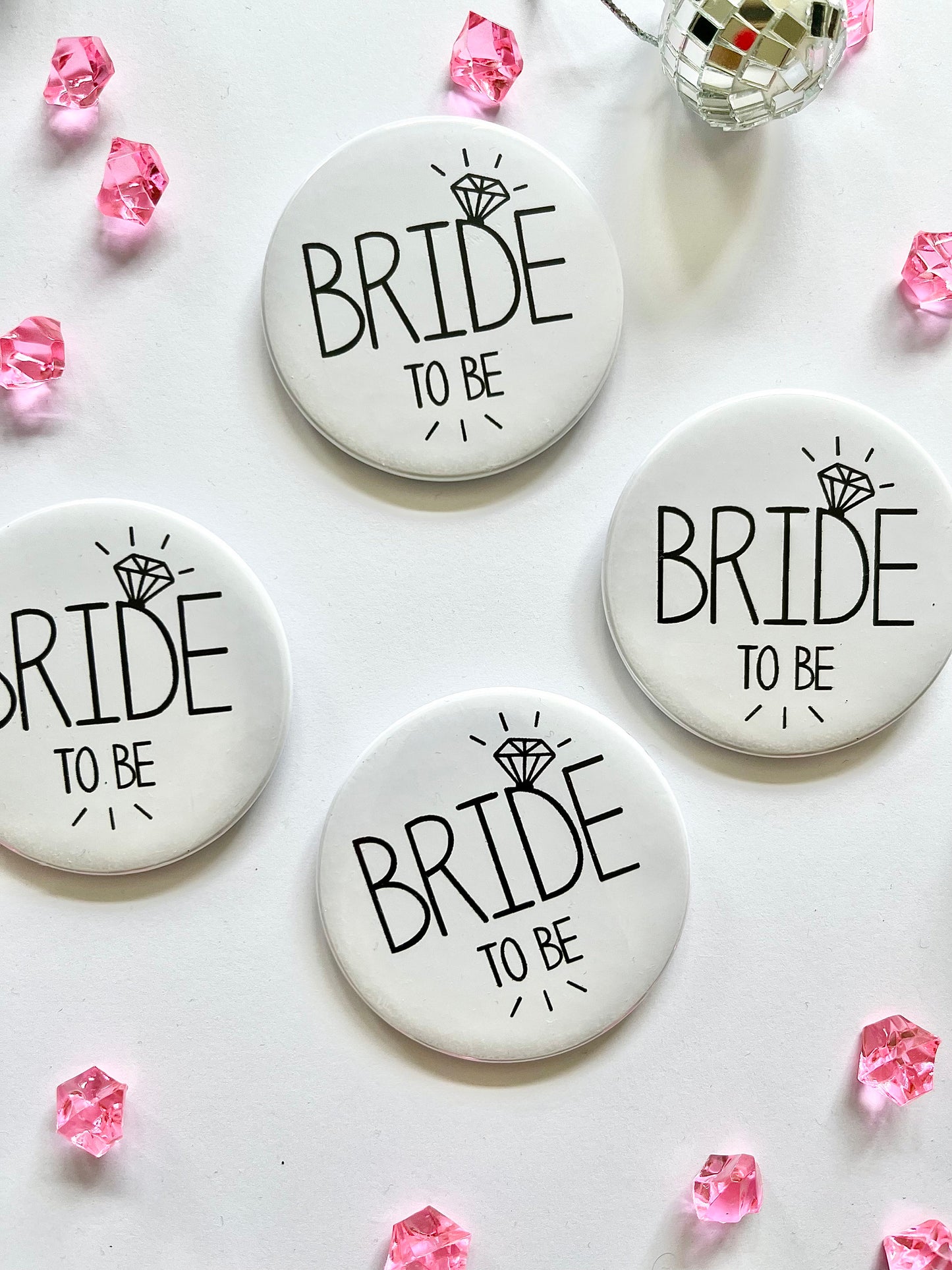 Bride to Be Badge/ Gift for Bride/ Diamond Ring Monochrome Theme Bridal Shower Hen Party Gift Bag Filler/ Party Favour/ Gift Box Wedding Pin