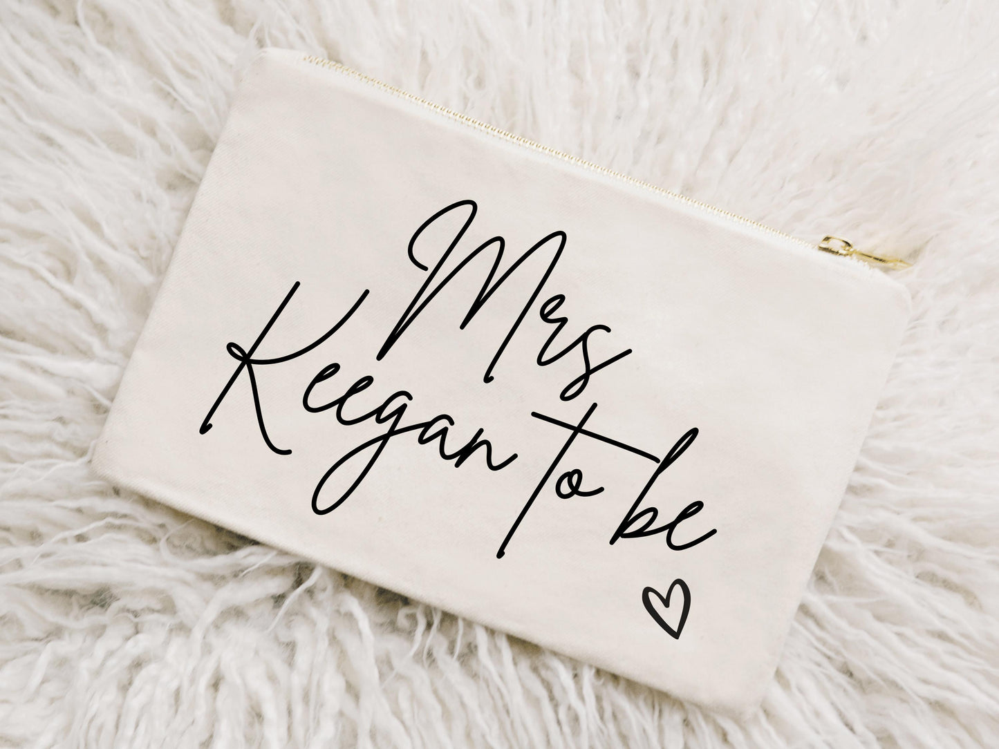 Personalised Mrs to Be Makeup Bag/ Bride to Be/ Wifey to Be Engagement Gift/ New Couple Surname/ Hen Party/ Bride Tribe Cosmetic Bride Squad