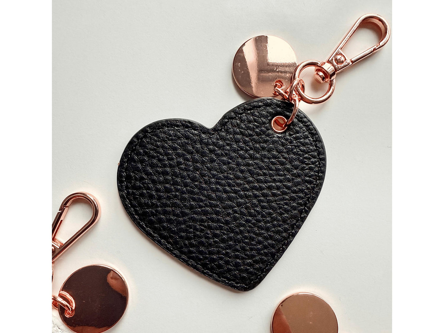 Personalised Monogram Heart Keyring/ Faux Leather Bag Charm Key Clip/ Initials Keychain/ Gift for Her/ Birthday/ Bridesmaid/ Bride Present